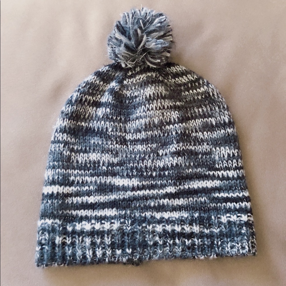 Winter Cozy Pom Pom Hat